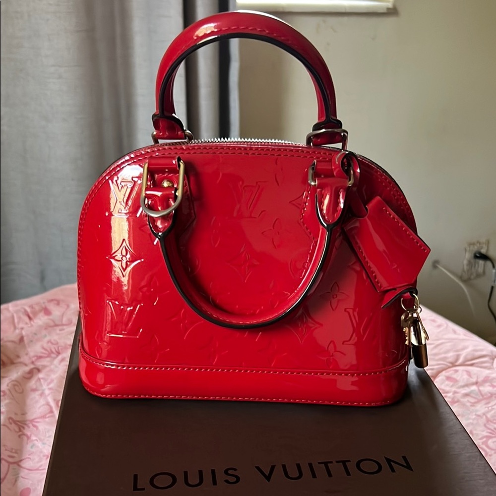 Louis Vuitton BB Alma Patent Leather
